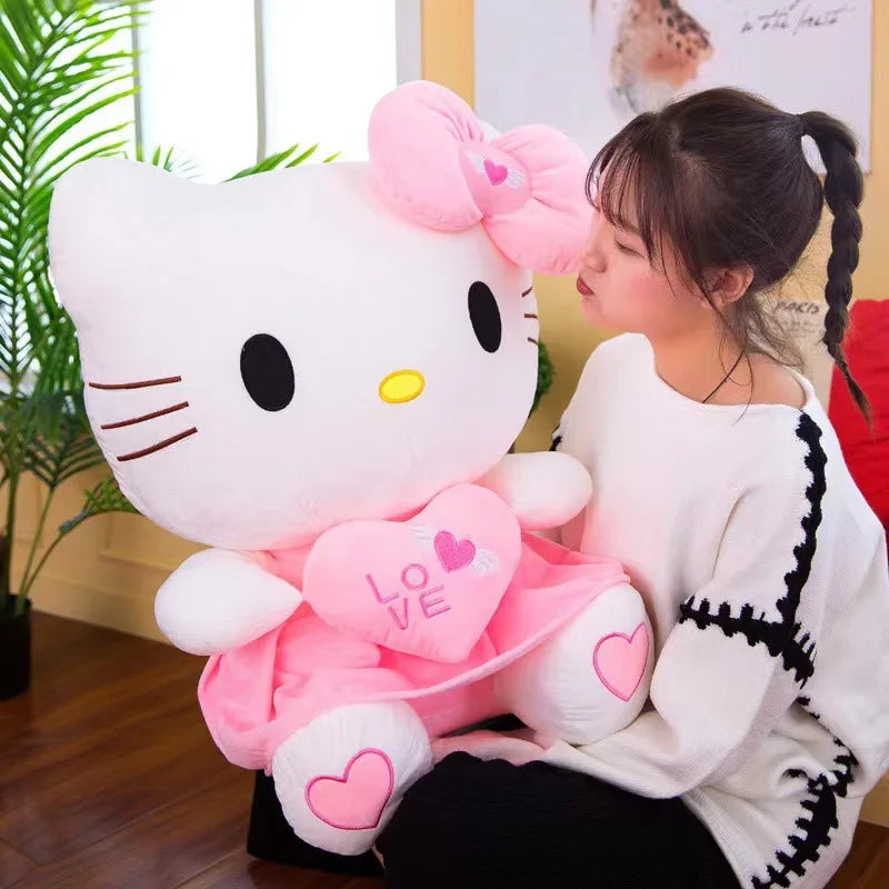 Peluche Hello Kitty – Avec Cœur « Love » en 3 tailles